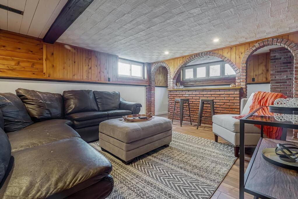 La Riviera - Cottage In The City Гатіно Екстер'єр фото